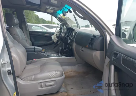 2005 Toyota 4Runner Limited from USA, damaged, VIN JTEBT17R550047893